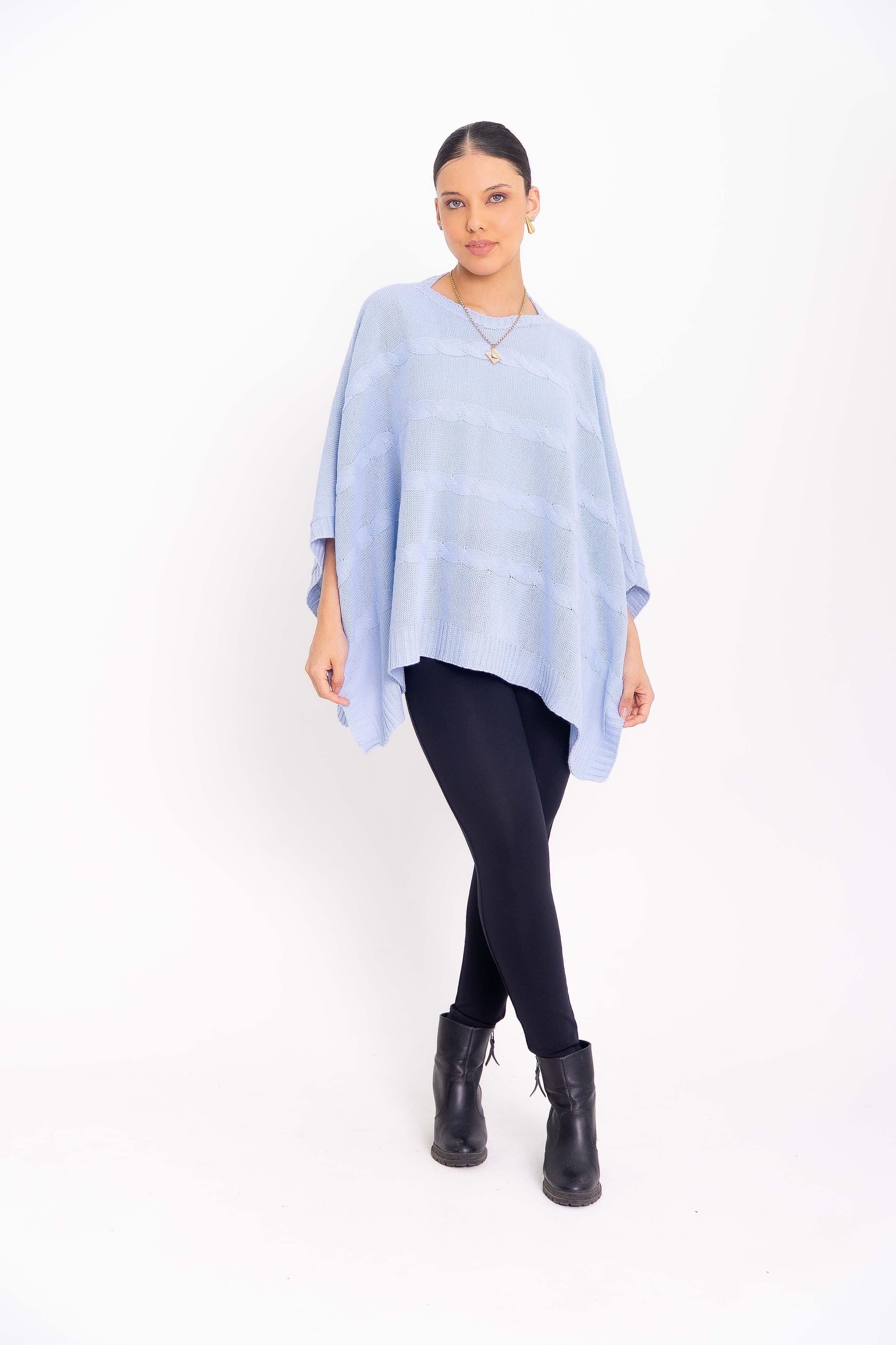 Poncho Quadrado com Trança Horizontal