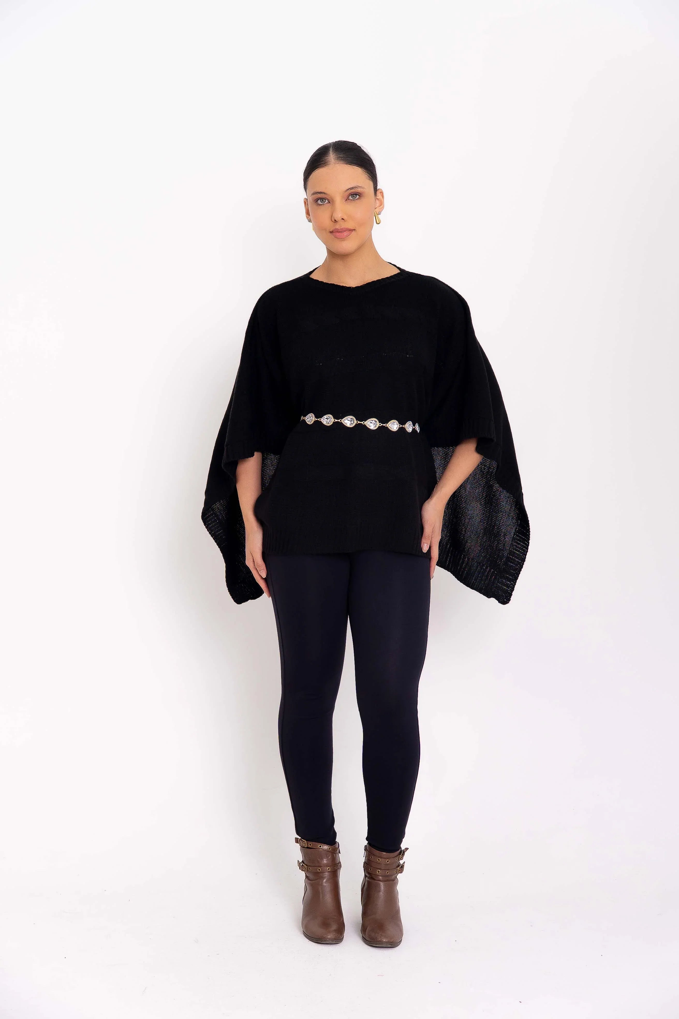 Poncho Quadrado com Trança Horizontal