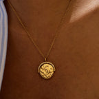 Colar Rotativo Estrela e Lua Banhado a Ouro 18K