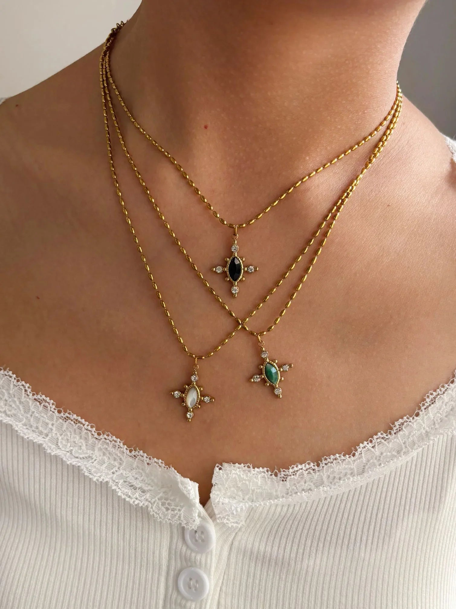 Colar Vintage Geométrico com Pedra Natural e Strass