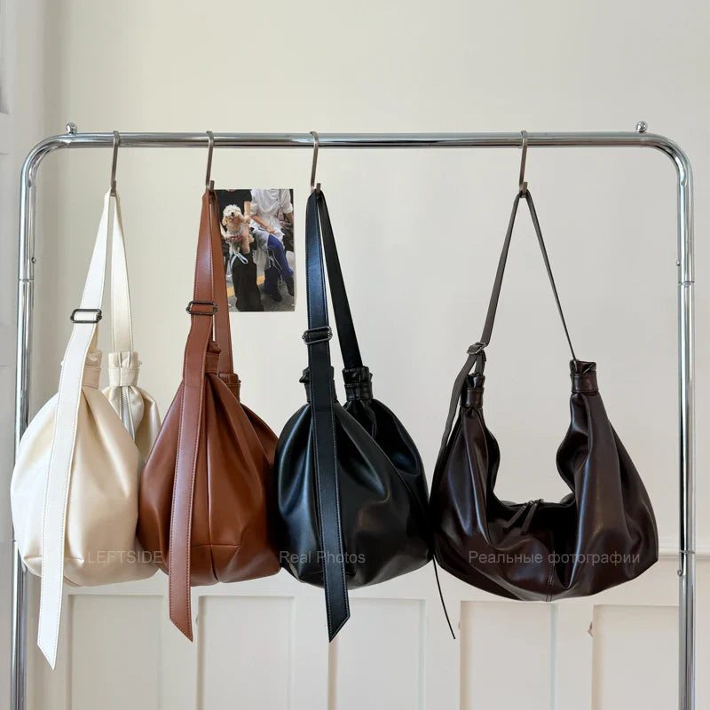 Bolsa Hobo de Couro Plutônio Luxo para Mulheres