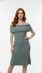 Vestido Ombro a Ombro com fenda